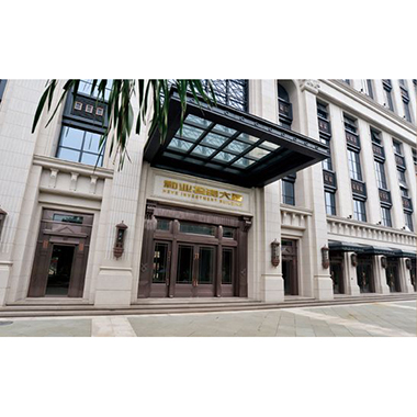 ���̰���